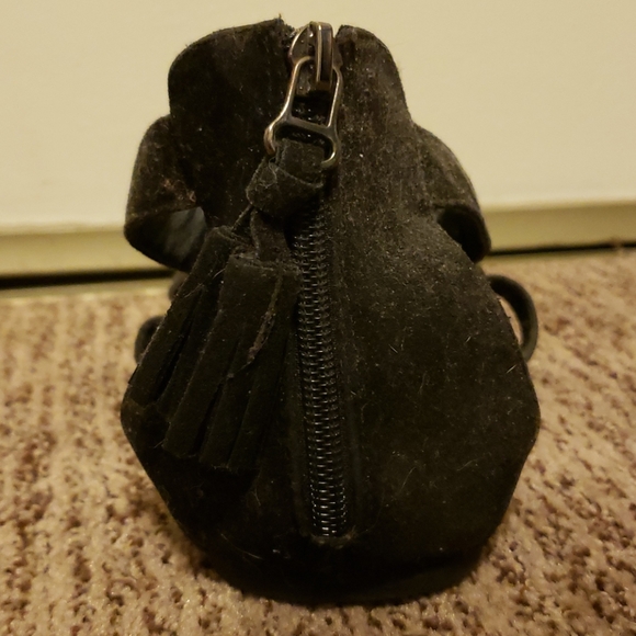 Sandals - Picture 2 of 2